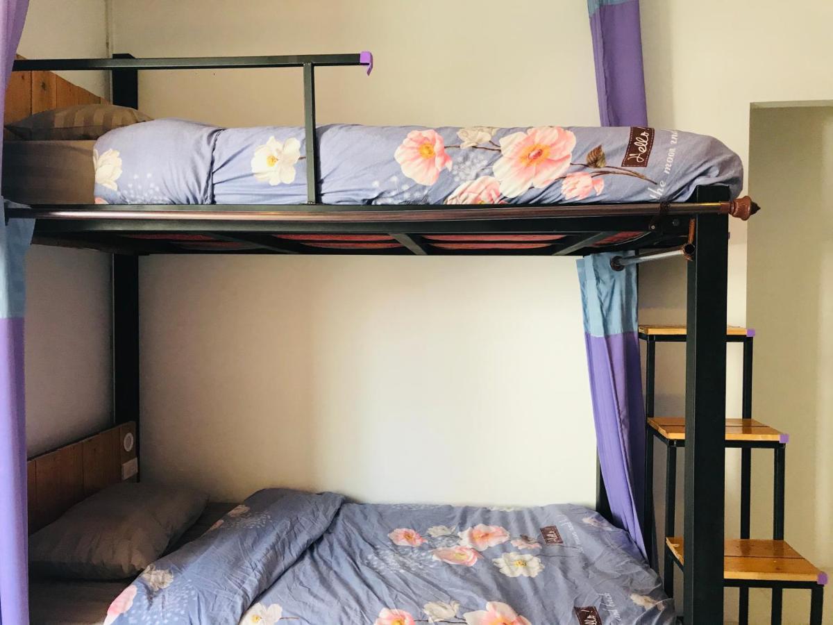 Supalakhouse Hostel เชียงใหม่ ภายนอก รูปภาพ